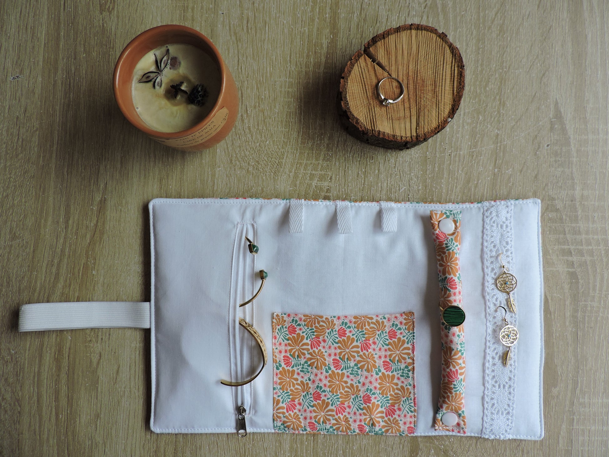 Pochette à bijoux exotique