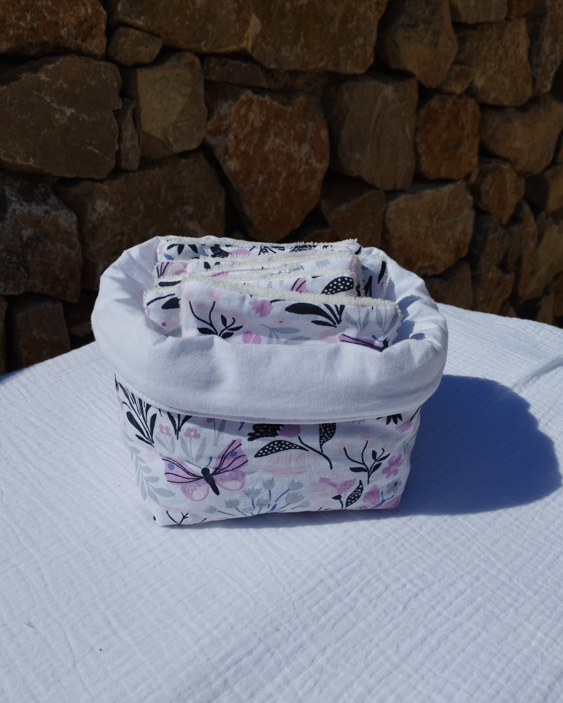 Ensemble: La panière + 10 lingettes