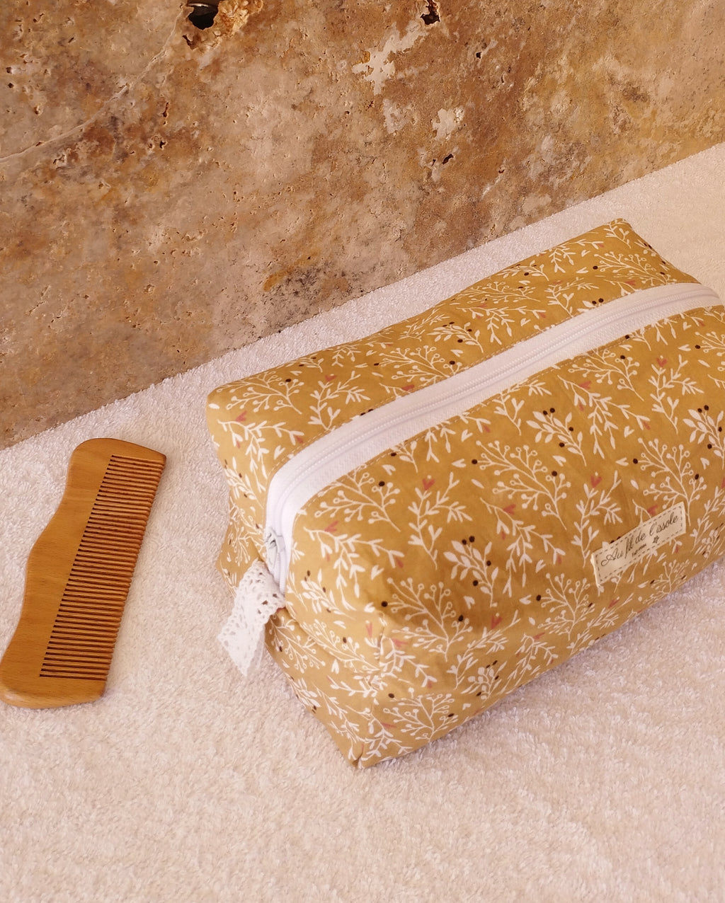 Trousse de toilette Fleurs noisettes