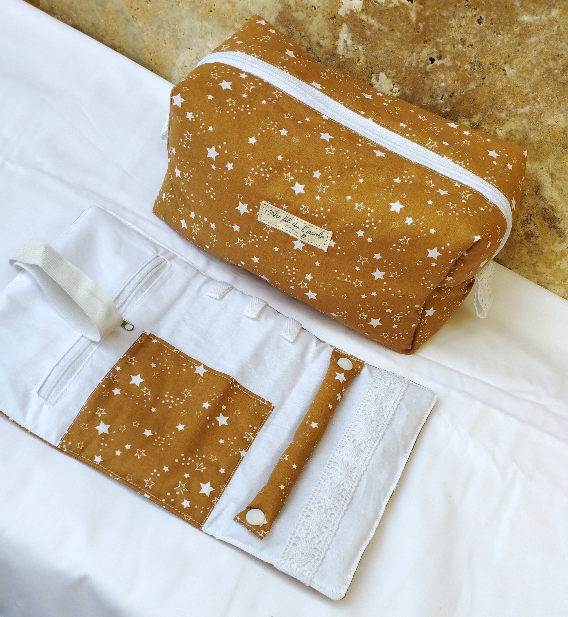Pack Voyage – Trousse de Toilette & Pochette à Bijoux Assorties